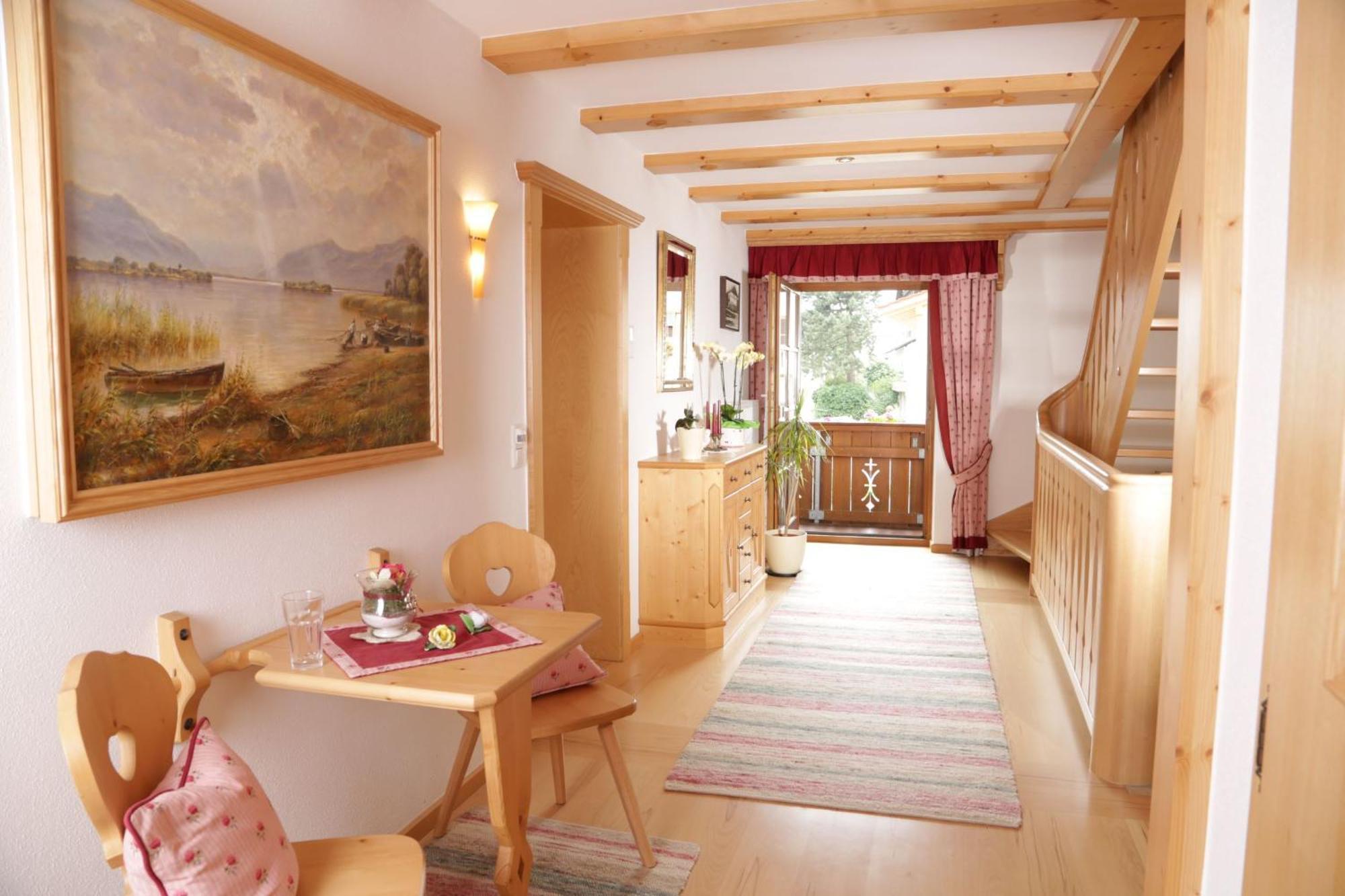 Lindlweberhof Hotel Rosenheim Buitenkant foto